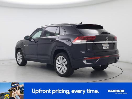 Black 2022 Volkswagen Atlas Cross Sport SE w/Tech