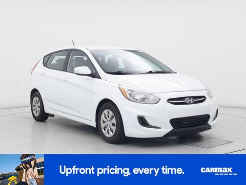 White 2016 Hyundai Accent SE