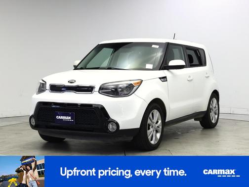 White 2016 Kia Soul +