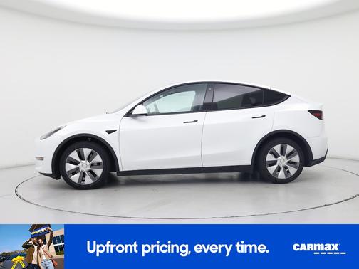White 2023 Tesla Model Y Long Range