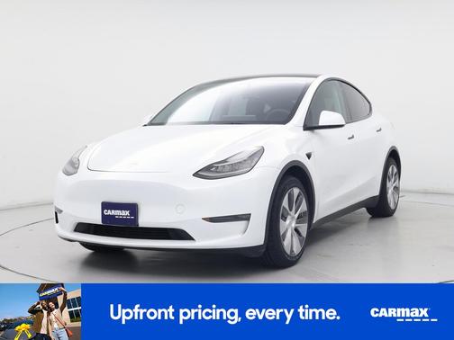 White 2023 Tesla Model Y Long Range