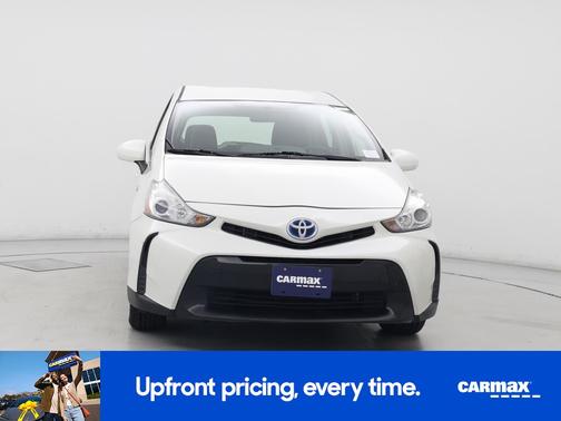 2016 Toyota Prius v Two