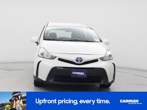 2016 Toyota Prius v Two