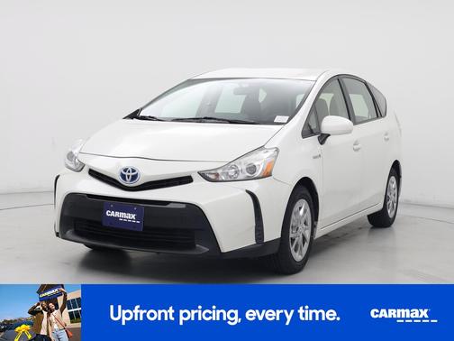 2016 Toyota Prius v Two