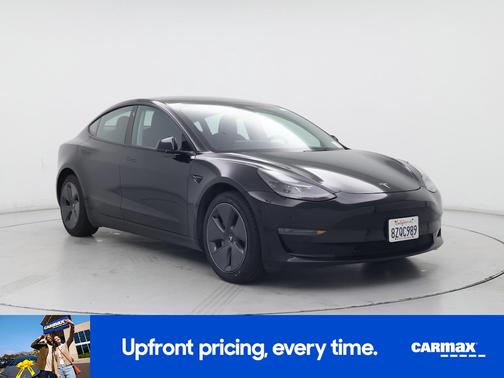 Black 2022 Tesla Model 3