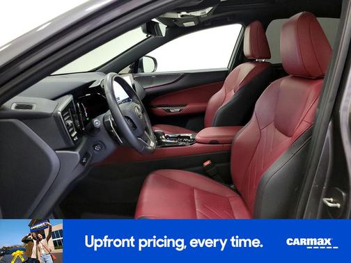 2025 Lexus NX 450h+ Luxury