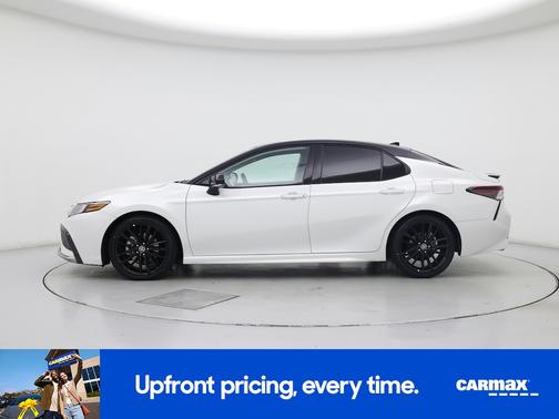 2022 Toyota Camry Hybrid XSE