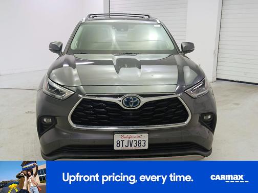 2021 Toyota Highlander Hybrid Platinum