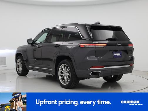 2022 Jeep Grand Cherokee Summit