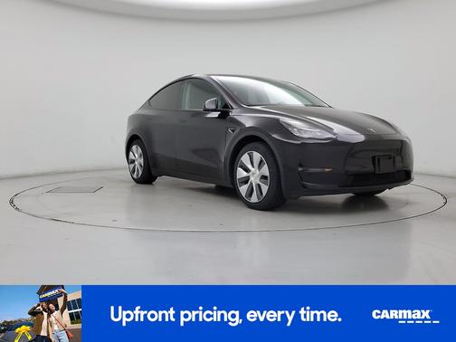 Black 2022 Tesla Model Y Long Range