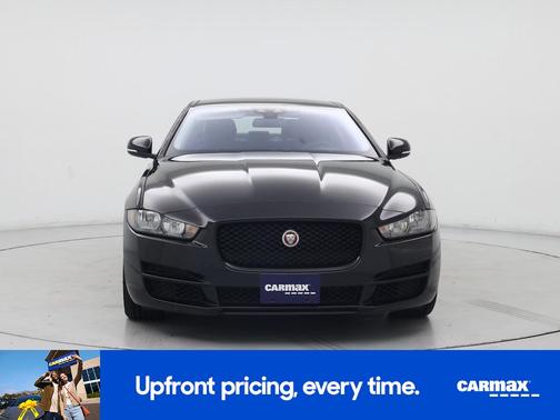 2017 Jaguar XE Prestige