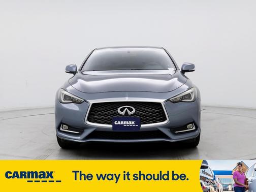 2017 INFINITI Q60
