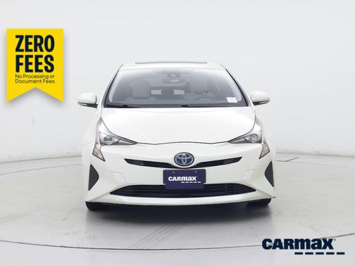 White 2016 Toyota Prius Four