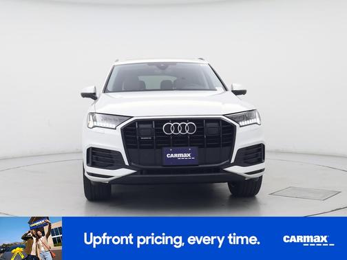 White 2023 Audi Q7 Premium Plus
