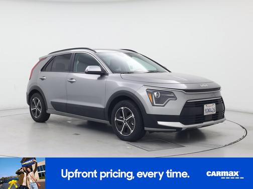 Gray 2023 Kia Niro EX