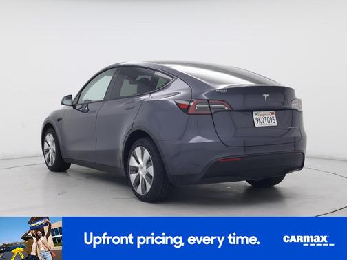 Gray 2023 Tesla Model Y Long Range