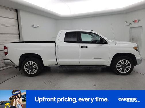 White 2019 Toyota Tundra SR5