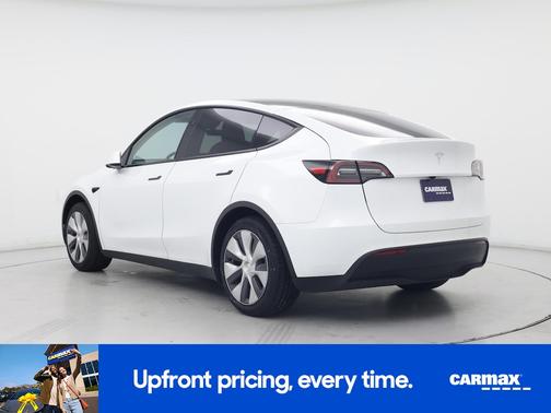 White 2024 Tesla Model Y Long Range