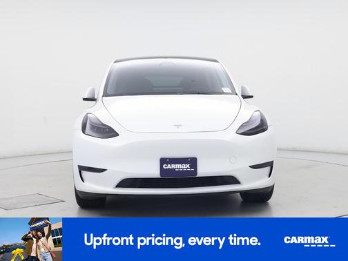 White 2024 Tesla Model Y Long Range