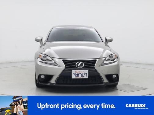 2016 Lexus IS 200t Base (A8)