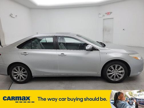 2016 Toyota Camry Hybrid XLE