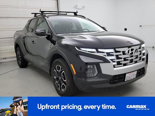 Black 2023 Hyundai SANTA CRUZ SEL Premium