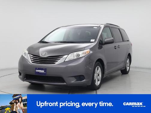 2017 Toyota Sienna LE
