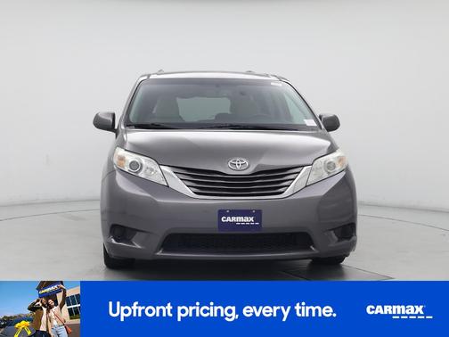 2017 Toyota Sienna LE
