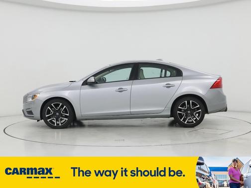 2017 Volvo S60 T5 Dynamic