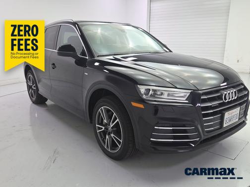 Black 2020 Audi Q5 e Premium