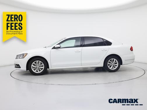 White 2018 Volkswagen Passat S