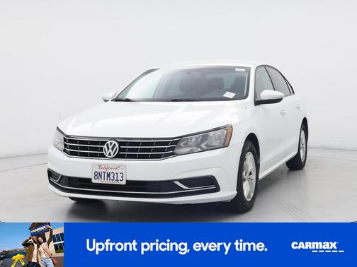 White 2018 Volkswagen Passat S