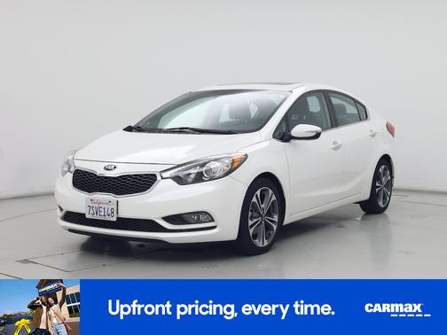 White 2016 Kia Forte EX