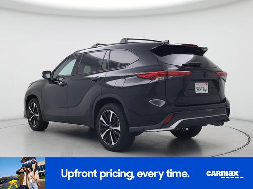 Black 2021 Toyota Highlander XSE