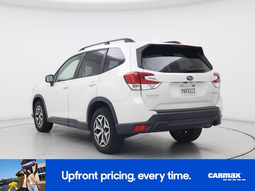 White 2019 Subaru Forester 2.5I Premium