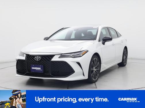 White 2022 Toyota Avalon Touring