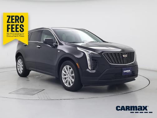 Black 2022 Cadillac XT4 Luxury