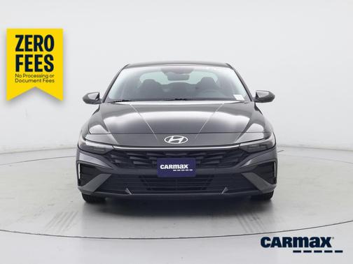 Gray 2024 Hyundai ELANTRA SE