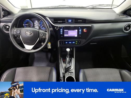 White 2018 Toyota Corolla SE