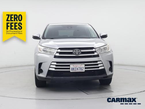Silver 2019 Toyota Highlander LE
