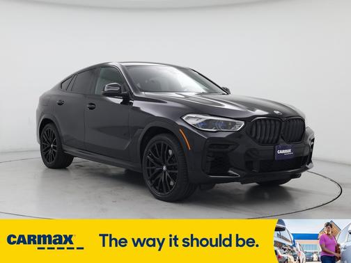 2022 BMW X6 M50i