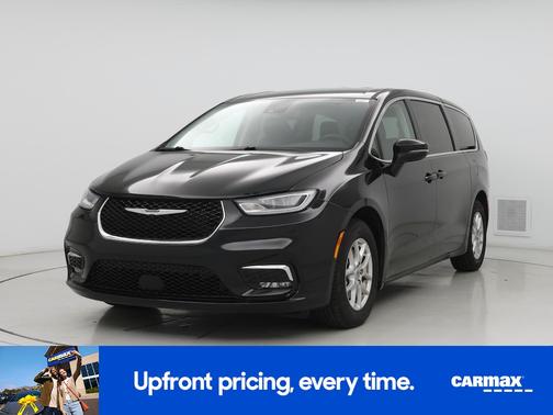 Black 2023 Chrysler Pacifica Touring L