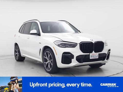 White 2023 BMW X5 PHEV XDrive45e