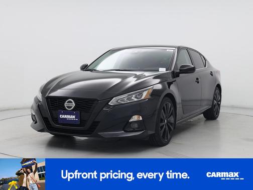 2022 Nissan Altima SR