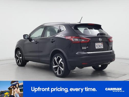 Black 2022 Nissan Rogue Sport SL