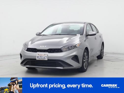 Gray 2023 Kia Forte LXS