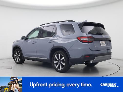 Gray 2025 Honda Pilot Touring