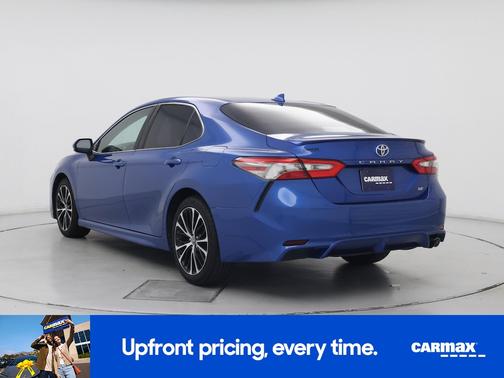 Blue 2019 Toyota Camry SE