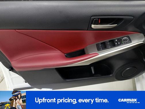 2017 Lexus IS 200t F-Sport