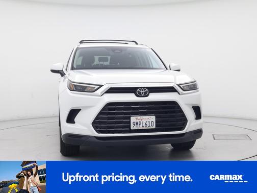 White 2024 Toyota Grand Highlander XLE